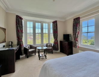 the charterhouse guest house | bed and breakfast | deluxe riviera  image 1