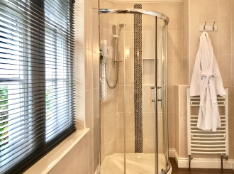 the charterhouse guest house | bed and breakfast | deluxe riviera  image 5